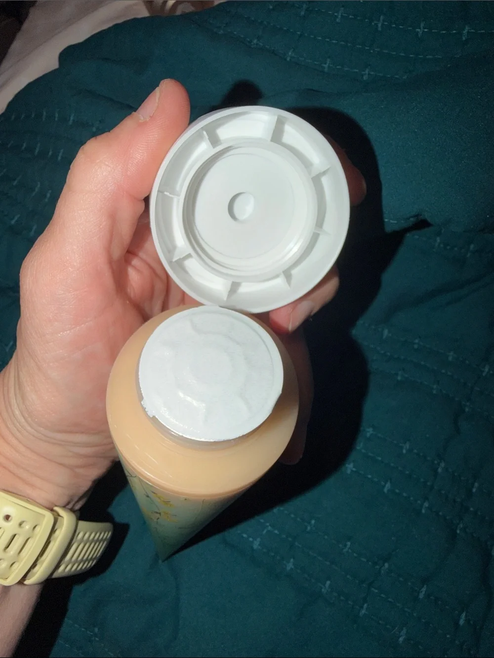 Bath & Body Works Chasing Fireflies Body Scrub - Mint Green with Gold Accents - Picture 3 of 3
